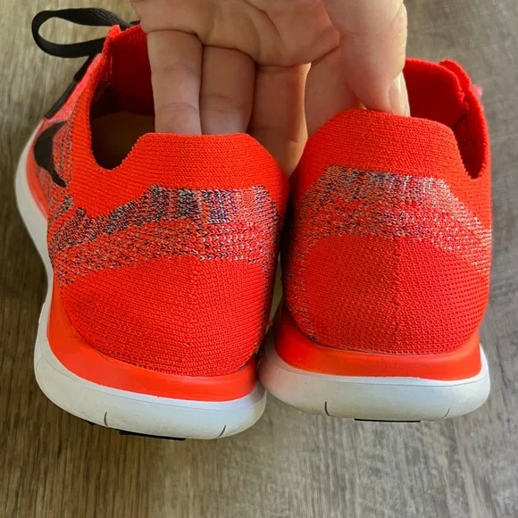Nike Free 4.0 Flyknit Bright Red Running Shoes - Picture 3 of 8